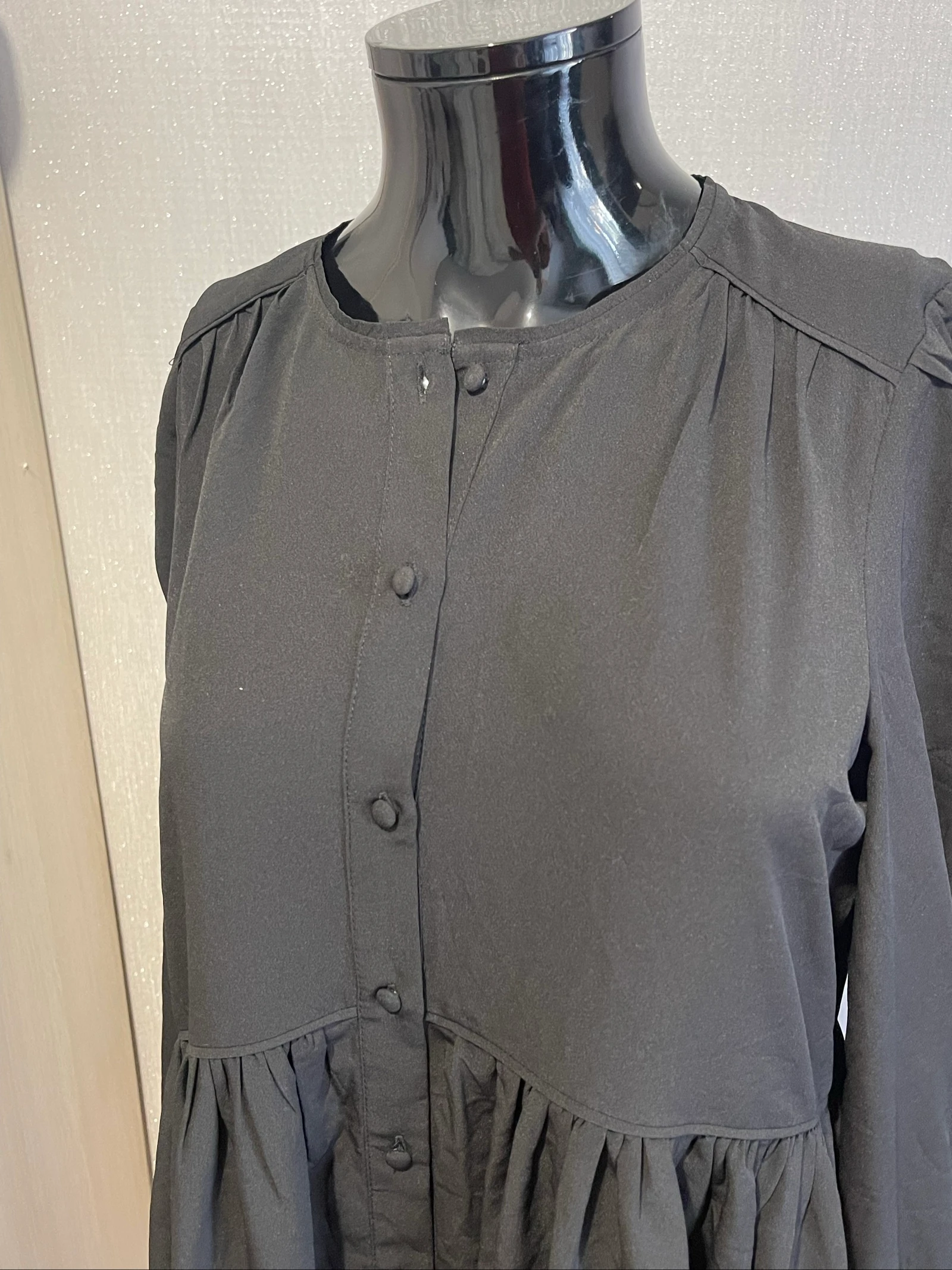Jolie robe noire la redoute taille 38 en polyester – photo 4